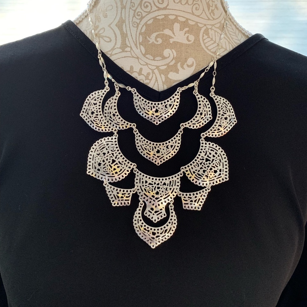 Stella & Dot Plait Necklace